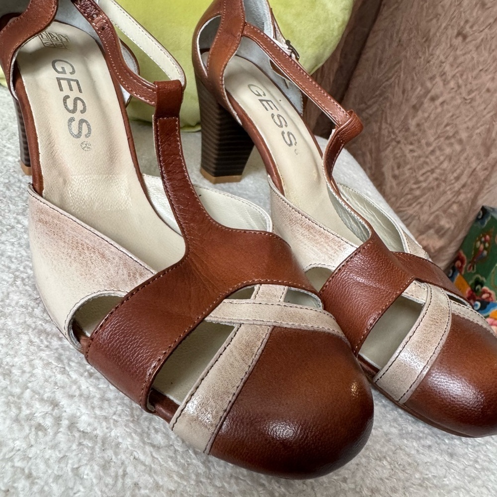 Brown and Cream Leather Women's Shoes - Picture 12 of 12